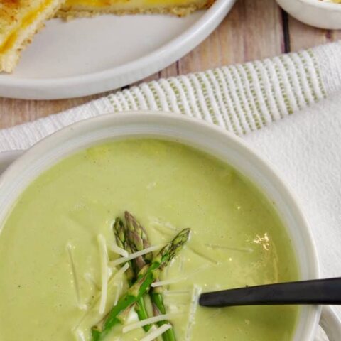 Creamy Roasted Garlic and Asparagus Soup