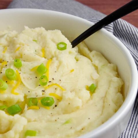 Cheesy Garlic Mashed Potatoes