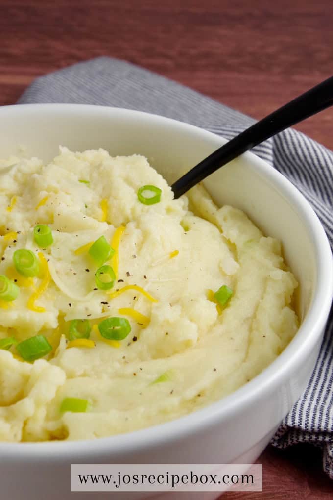 Cheesy Garlic Mashed Potatoes