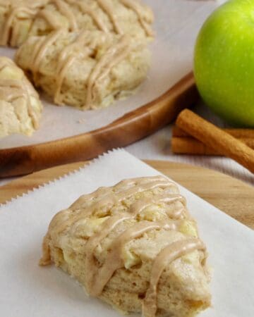 Apple Cinnamon Scones