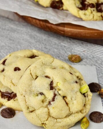 Dark Chocolate Pistachio Cookies