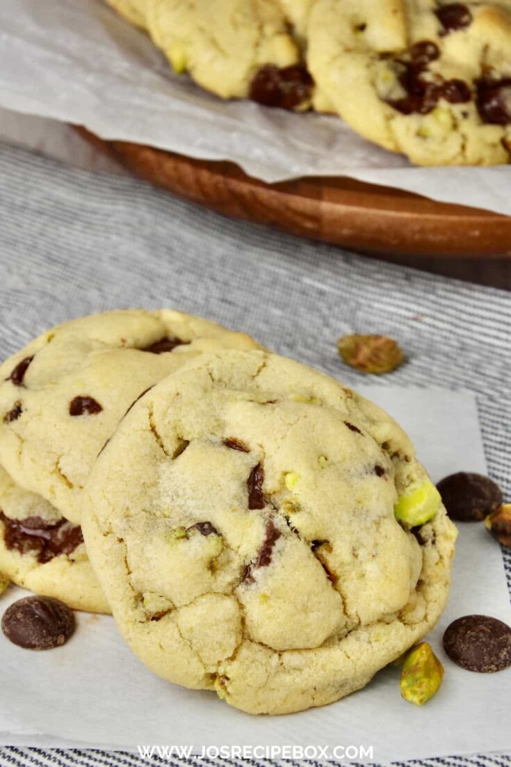 Dark Chocolate Pistachio Cookies